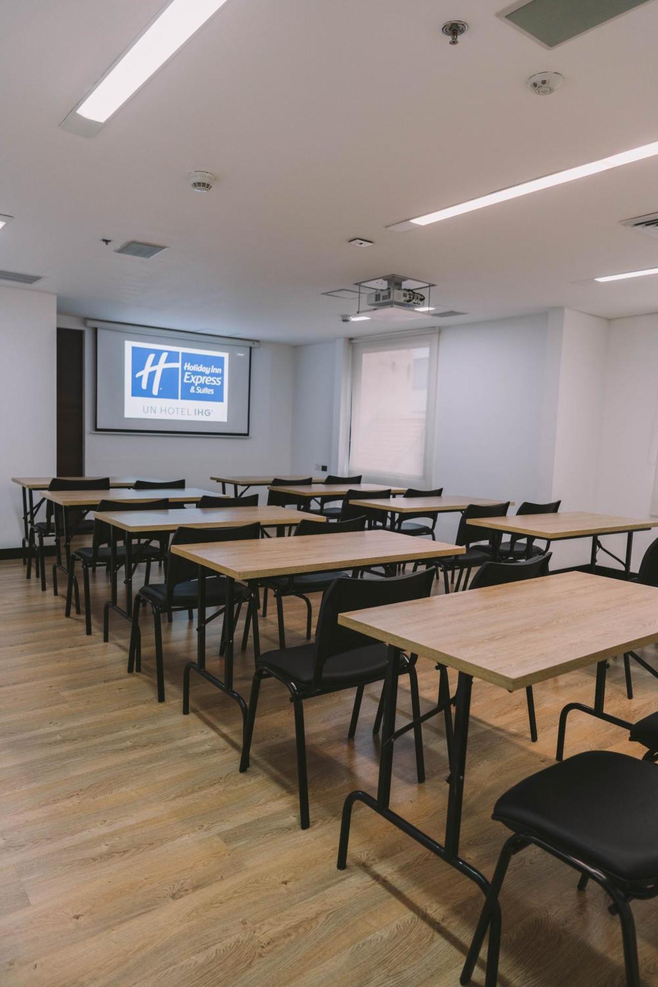 Holiday Inn Express & Suites Bogota Zona Financiera By Ihg מראה חיצוני תמונה