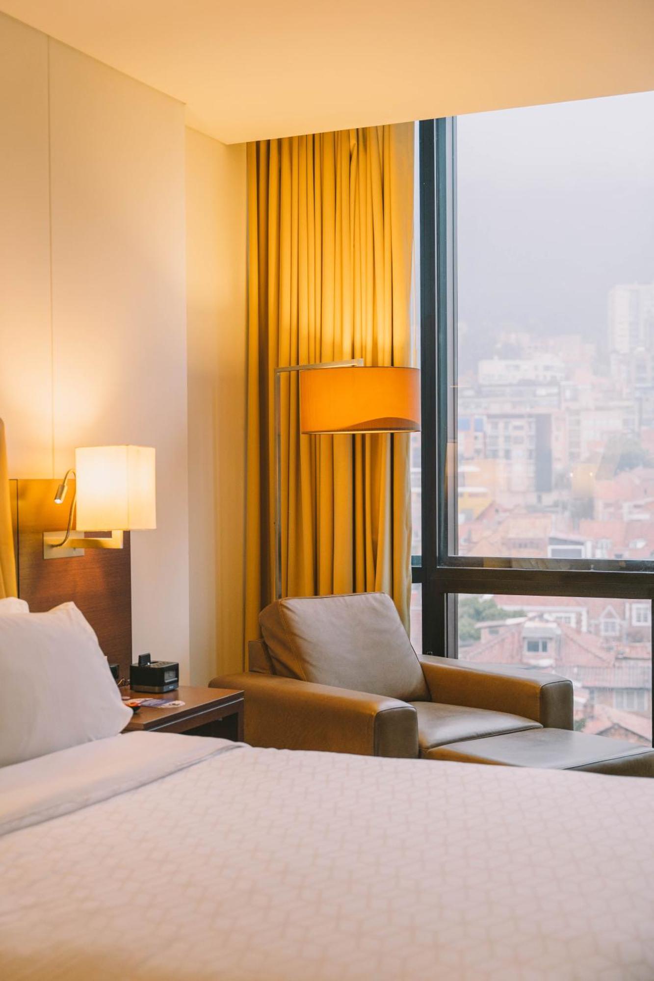 Holiday Inn Express & Suites Bogota Zona Financiera By Ihg מראה חיצוני תמונה