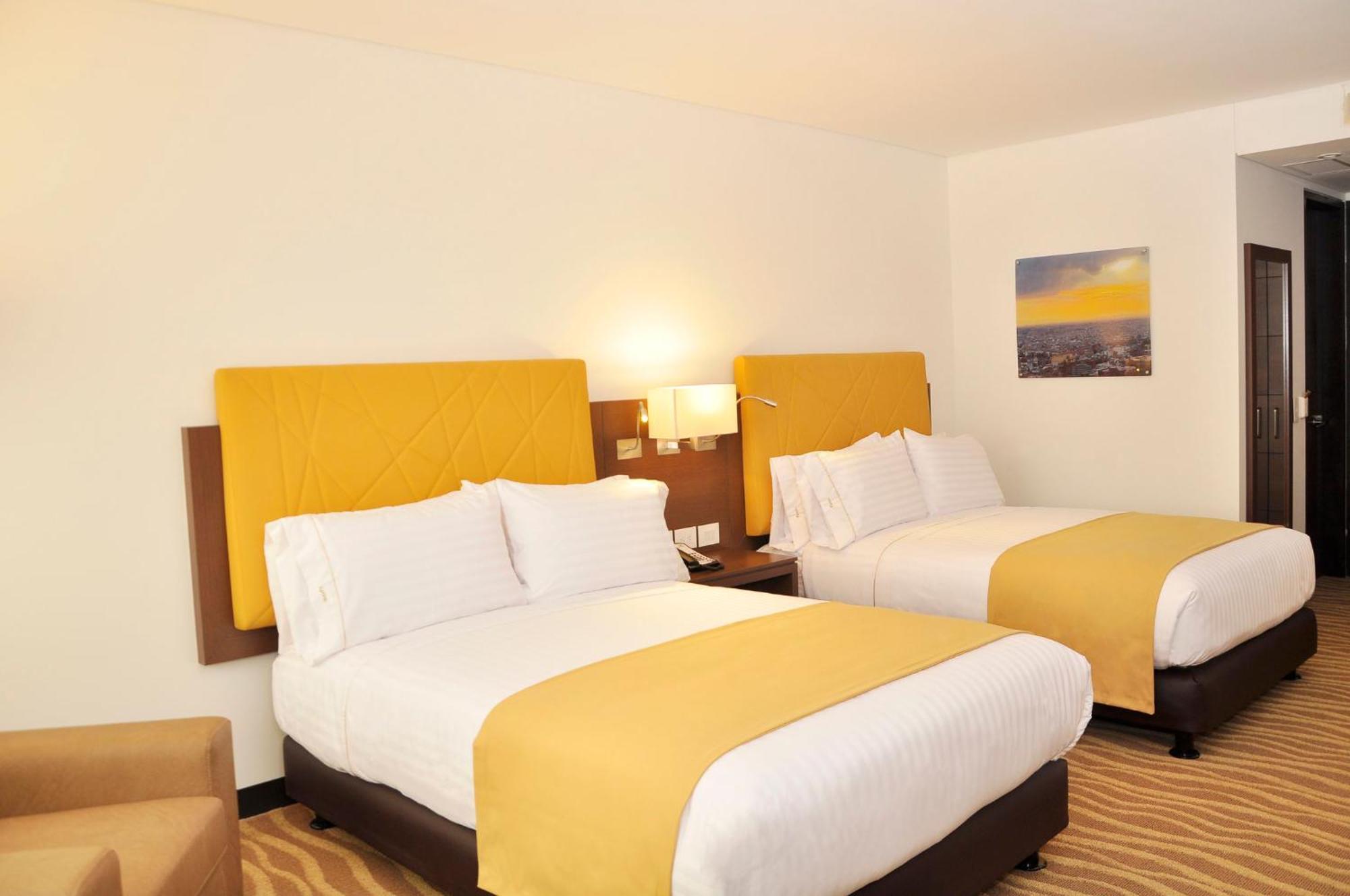 Holiday Inn Express & Suites Bogota Zona Financiera By Ihg מראה חיצוני תמונה